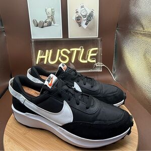 Nike Black and White Women’s Running Sneakers